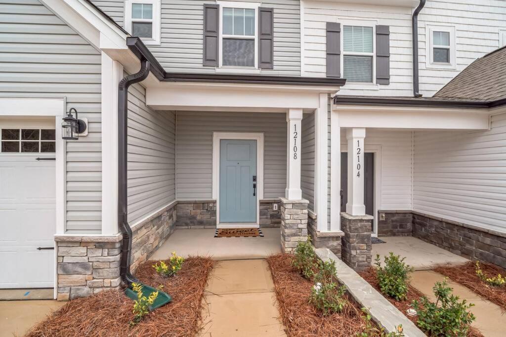 Gorgeous New Townhome/Charlotte! Bagian luar foto